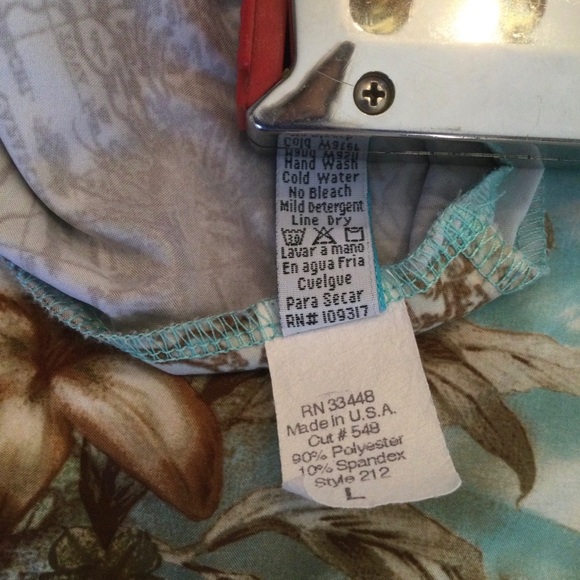 Sunset Separates Dress/Beach Coverup. Shortsleeved. - Picture 7 of 8